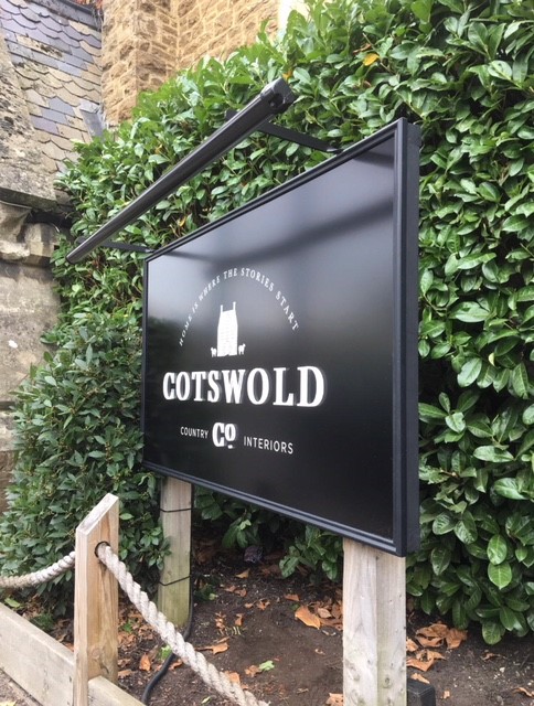 Cotswold Country Interiors 