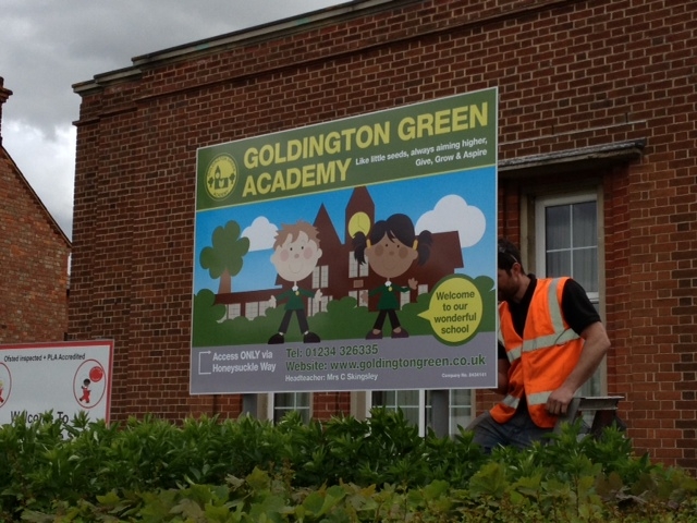 Golding Green Academy post mounted sign